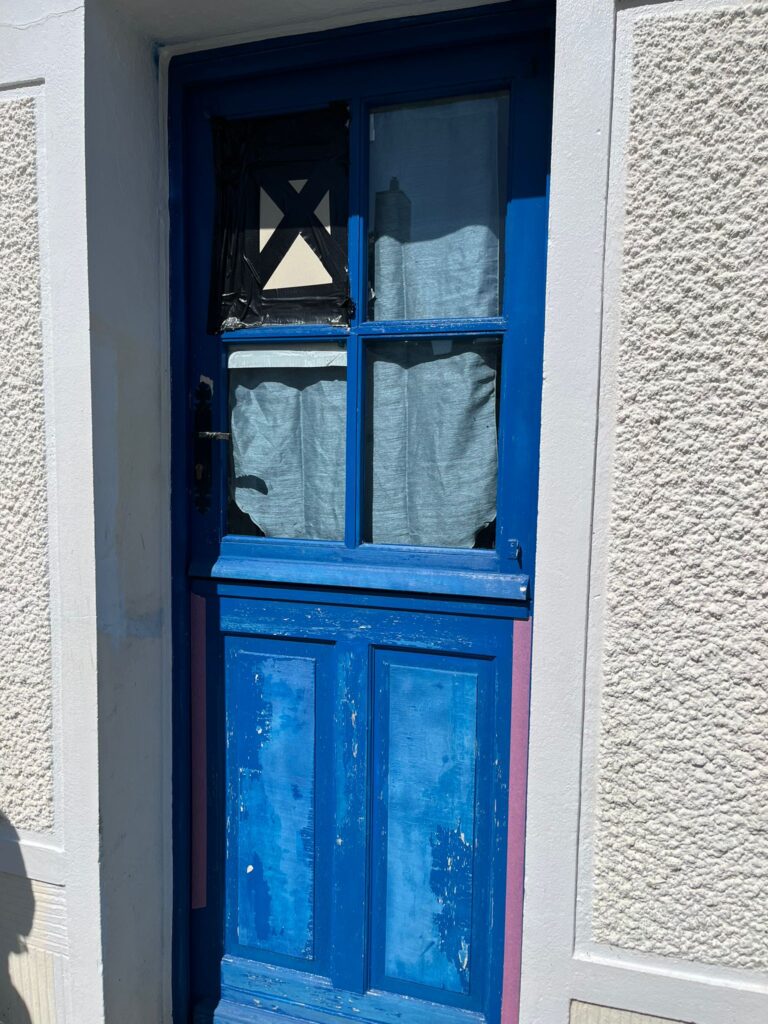 Réparation D'une Porte D’entrée 001